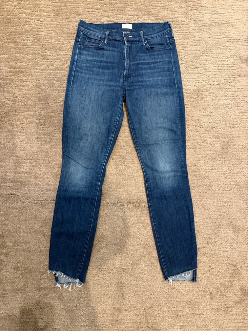 MOTHER The Stunner Zip Ankle Step Fray Jeans Size 28 - Picture 4 of 11